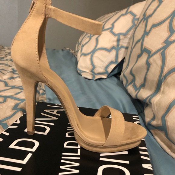 Nude heel - Picture 2 of 2